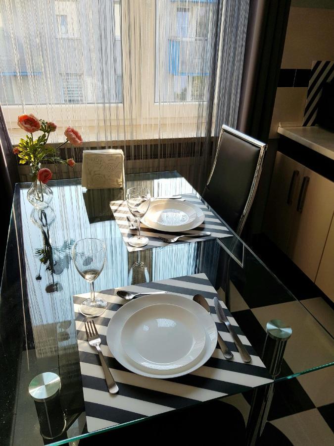 Apartment Luxury Oasis Srodmiescie Downtown 3 Os คราคูฟ ภายนอก รูปภาพ